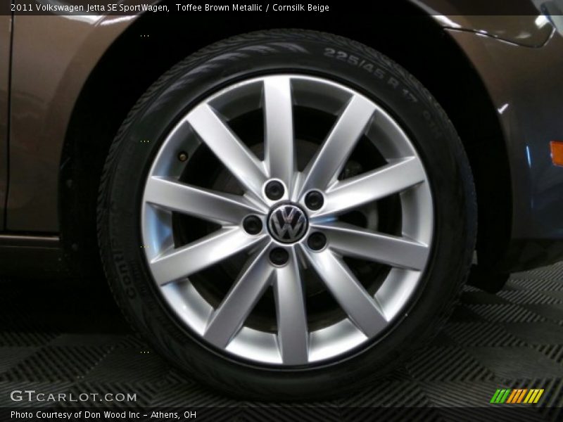 Toffee Brown Metallic / Cornsilk Beige 2011 Volkswagen Jetta SE SportWagen