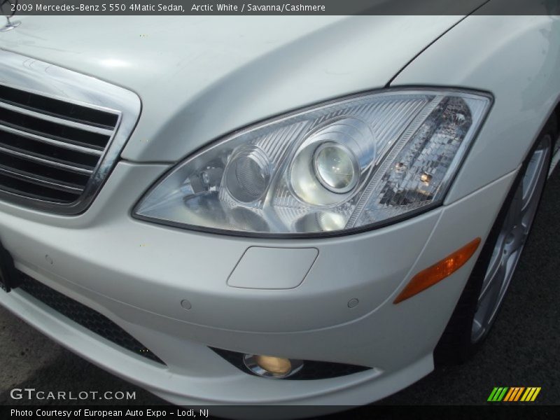 Arctic White / Savanna/Cashmere 2009 Mercedes-Benz S 550 4Matic Sedan