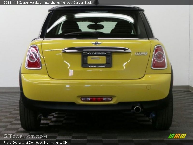 Interchange Yellow / Carbon Black 2011 Mini Cooper Hardtop