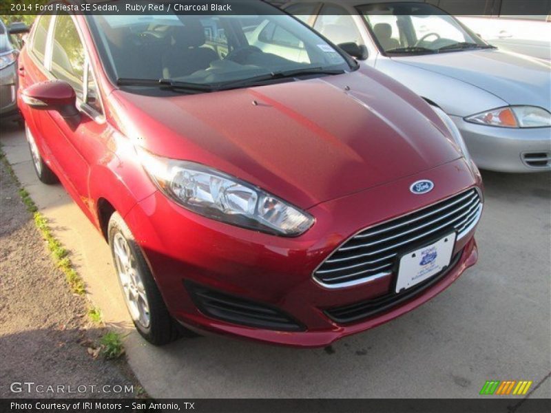 Ruby Red / Charcoal Black 2014 Ford Fiesta SE Sedan