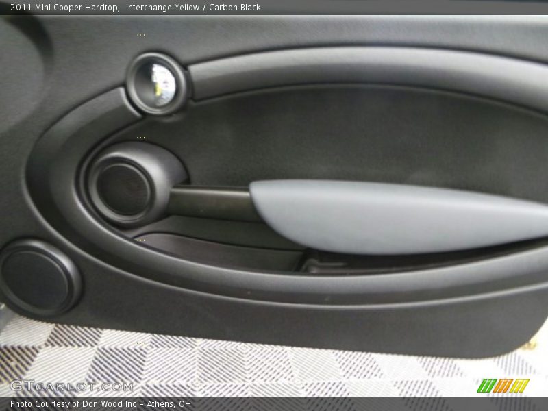 Interchange Yellow / Carbon Black 2011 Mini Cooper Hardtop