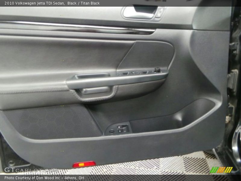 Black / Titan Black 2010 Volkswagen Jetta TDI Sedan