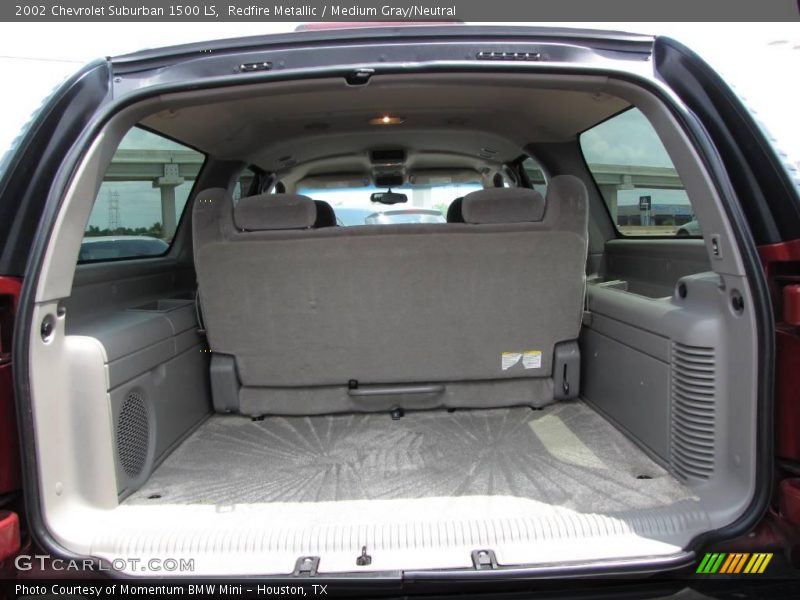 Redfire Metallic / Medium Gray/Neutral 2002 Chevrolet Suburban 1500 LS