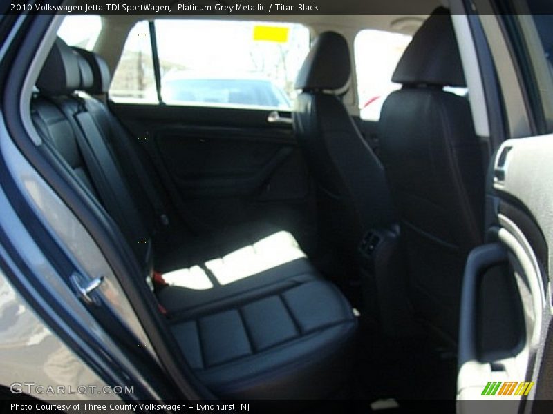 Platinum Grey Metallic / Titan Black 2010 Volkswagen Jetta TDI SportWagen