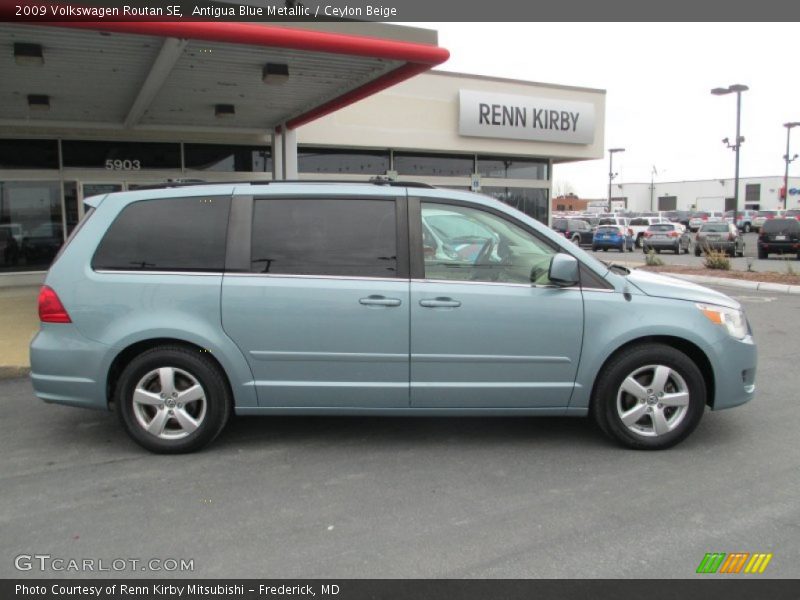 Antigua Blue Metallic / Ceylon Beige 2009 Volkswagen Routan SE