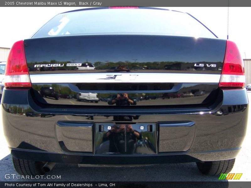 Black / Gray 2005 Chevrolet Malibu Maxx LS Wagon