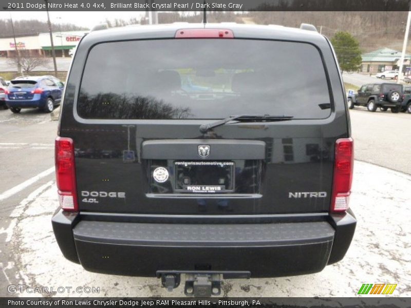 Brilliant Black Crystal Pearl / Dark Slate Gray 2011 Dodge Nitro Heat 4.0 4x4