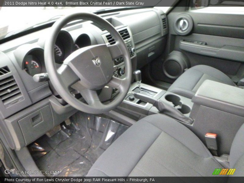 Brilliant Black Crystal Pearl / Dark Slate Gray 2011 Dodge Nitro Heat 4.0 4x4