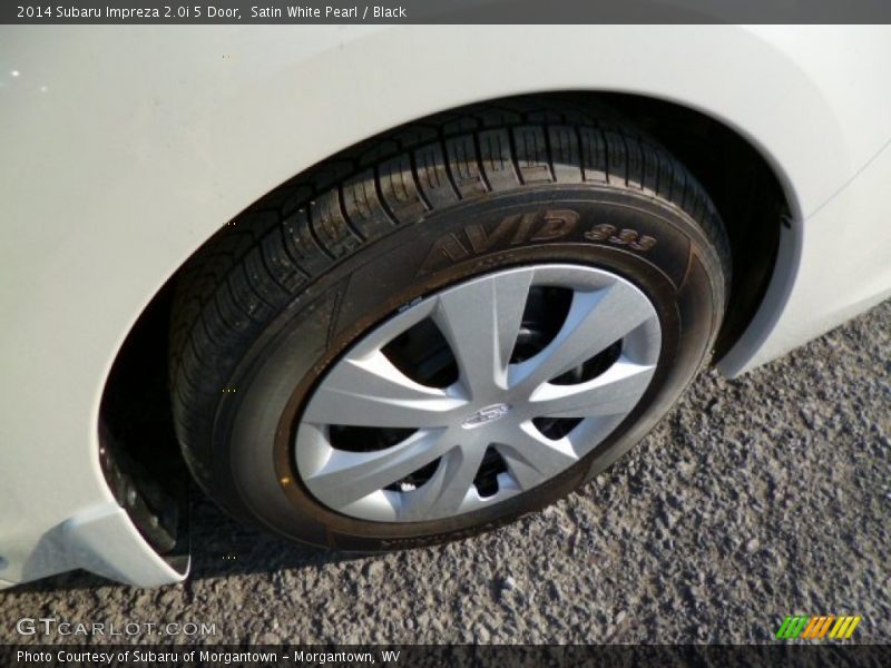Satin White Pearl / Black 2014 Subaru Impreza 2.0i 5 Door