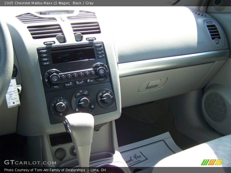 Black / Gray 2005 Chevrolet Malibu Maxx LS Wagon