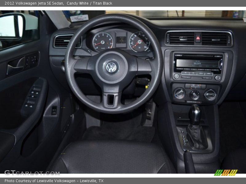 Candy White / Titan Black 2012 Volkswagen Jetta SE Sedan