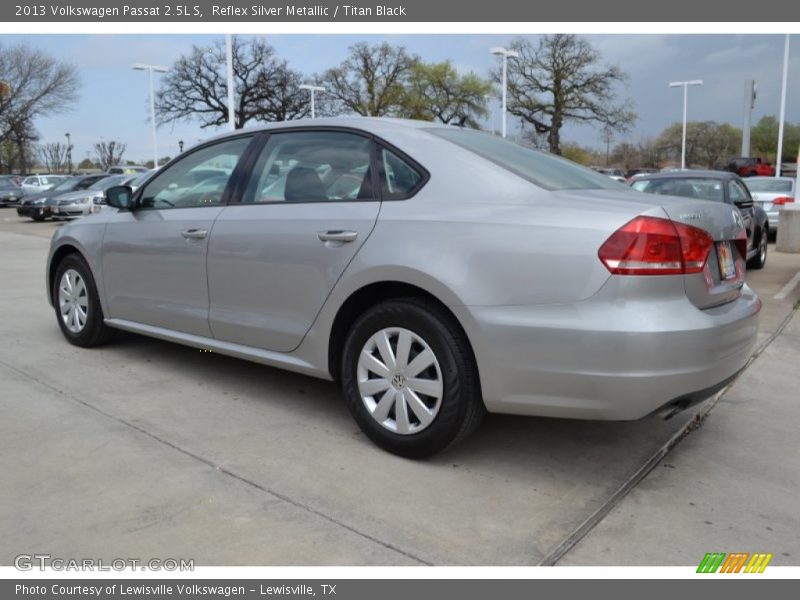 Reflex Silver Metallic / Titan Black 2013 Volkswagen Passat 2.5L S
