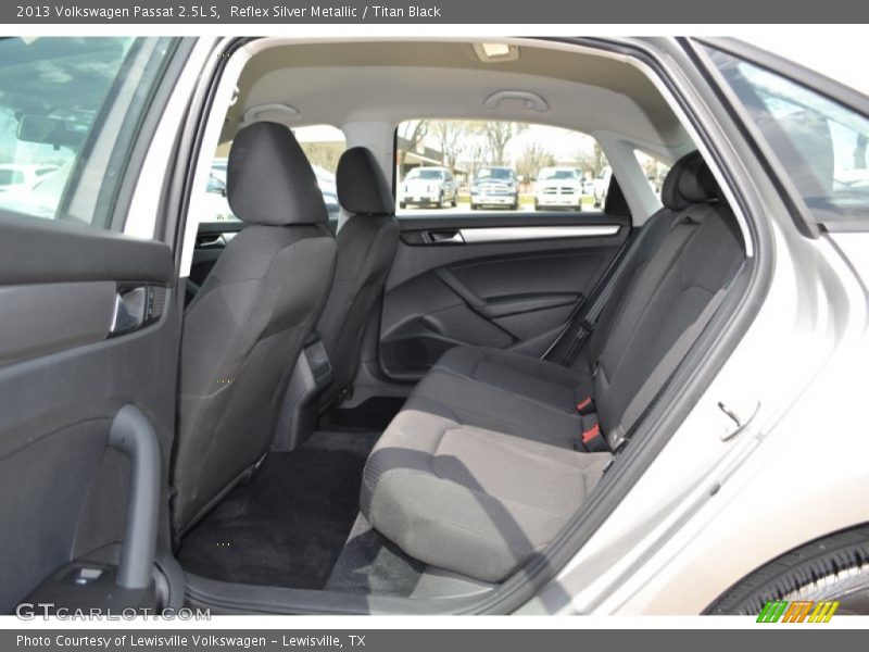 Reflex Silver Metallic / Titan Black 2013 Volkswagen Passat 2.5L S