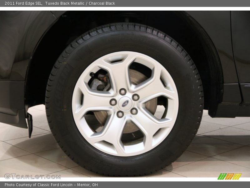 Tuxedo Black Metallic / Charcoal Black 2011 Ford Edge SEL