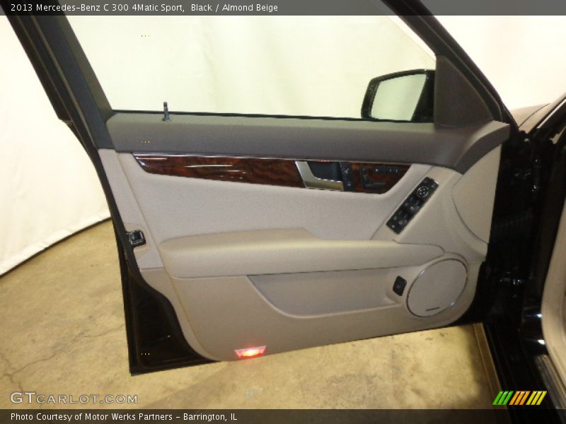 Black / Almond Beige 2013 Mercedes-Benz C 300 4Matic Sport