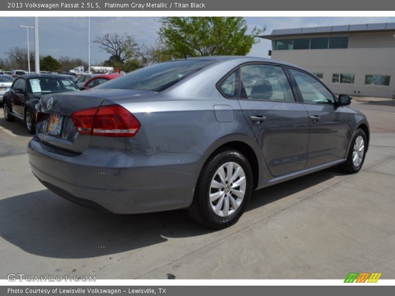 Platinum Gray Metallic / Titan Black 2013 Volkswagen Passat 2.5L S