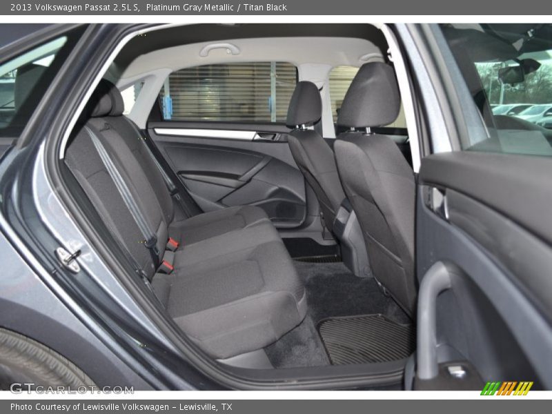 Platinum Gray Metallic / Titan Black 2013 Volkswagen Passat 2.5L S
