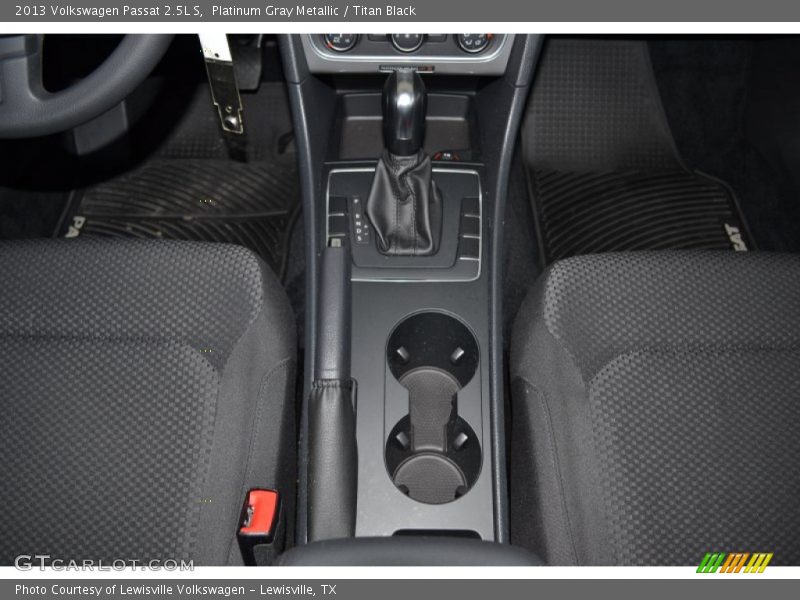 Platinum Gray Metallic / Titan Black 2013 Volkswagen Passat 2.5L S