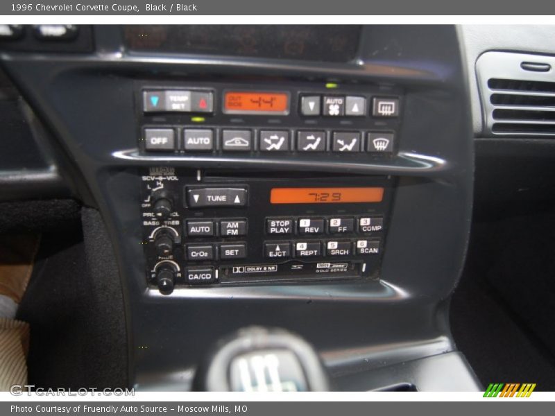 Controls of 1996 Corvette Coupe