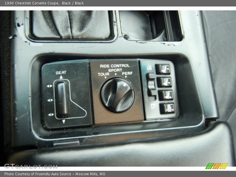 Controls of 1996 Corvette Coupe