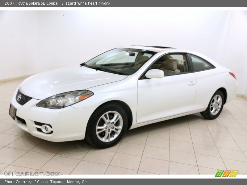Front 3/4 View of 2007 Solara SE Coupe
