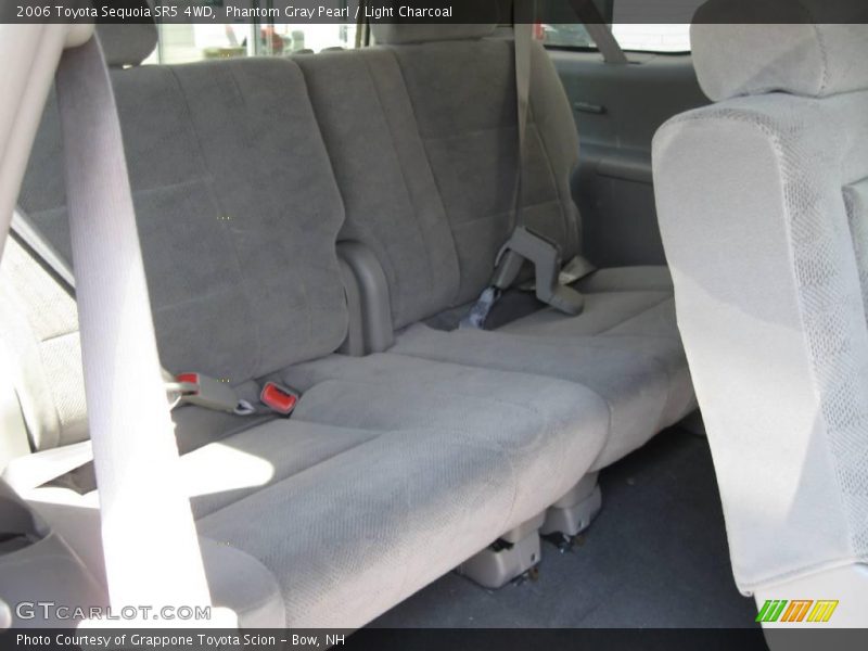 Phantom Gray Pearl / Light Charcoal 2006 Toyota Sequoia SR5 4WD