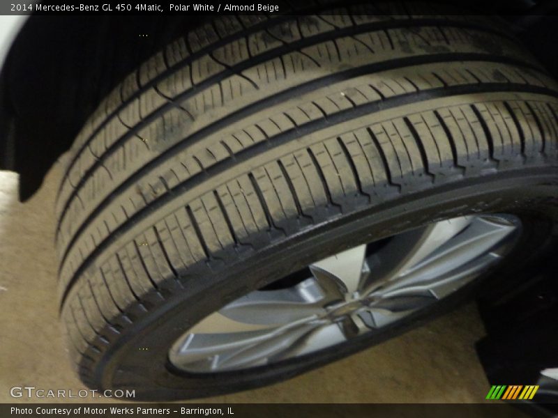 Polar White / Almond Beige 2014 Mercedes-Benz GL 450 4Matic