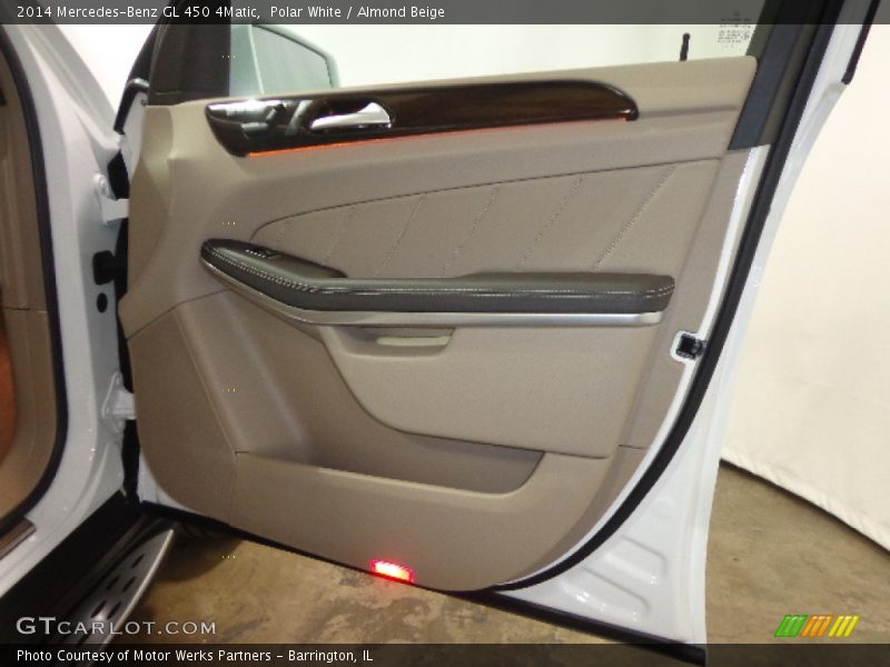 Polar White / Almond Beige 2014 Mercedes-Benz GL 450 4Matic