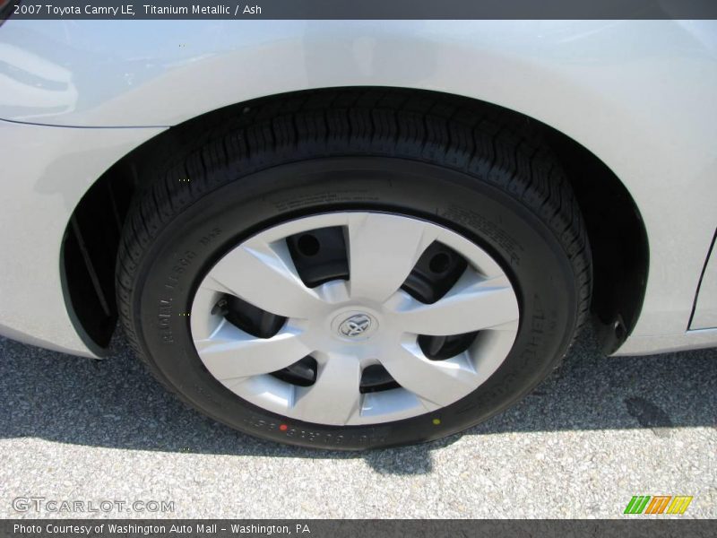 Titanium Metallic / Ash 2007 Toyota Camry LE