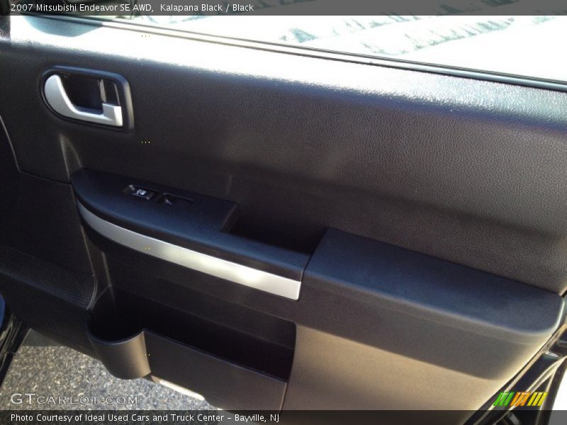 Kalapana Black / Black 2007 Mitsubishi Endeavor SE AWD