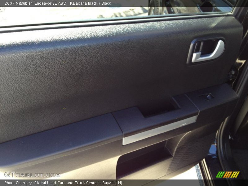 Kalapana Black / Black 2007 Mitsubishi Endeavor SE AWD