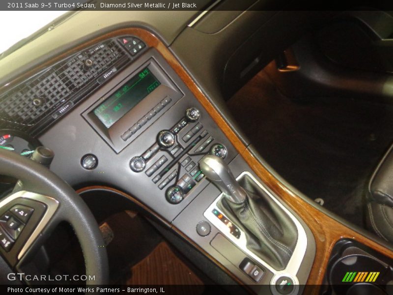 Controls of 2011 9-5 Turbo4 Sedan