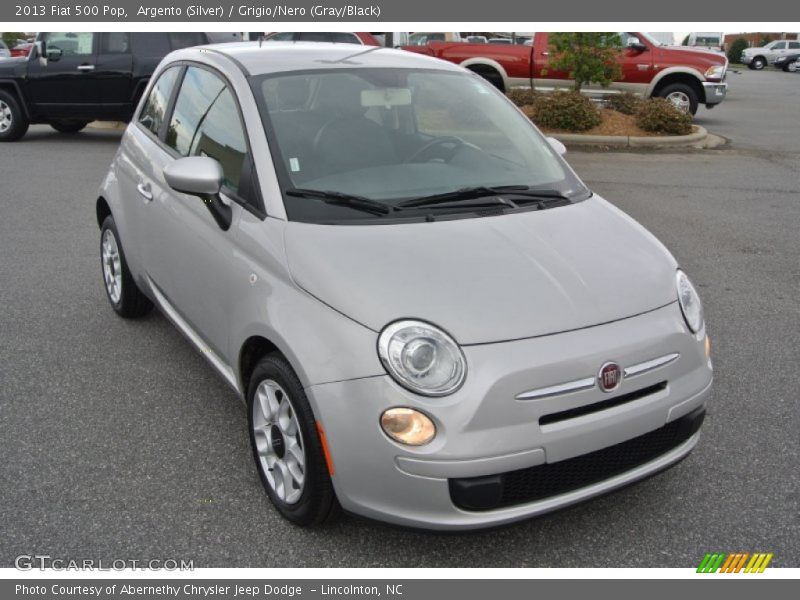 Argento (Silver) / Grigio/Nero (Gray/Black) 2013 Fiat 500 Pop
