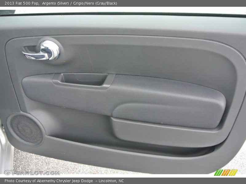 Argento (Silver) / Grigio/Nero (Gray/Black) 2013 Fiat 500 Pop
