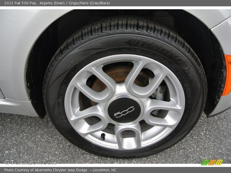 Argento (Silver) / Grigio/Nero (Gray/Black) 2013 Fiat 500 Pop