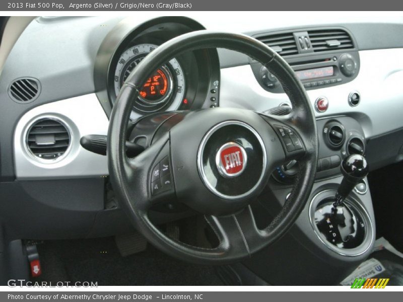 Argento (Silver) / Grigio/Nero (Gray/Black) 2013 Fiat 500 Pop