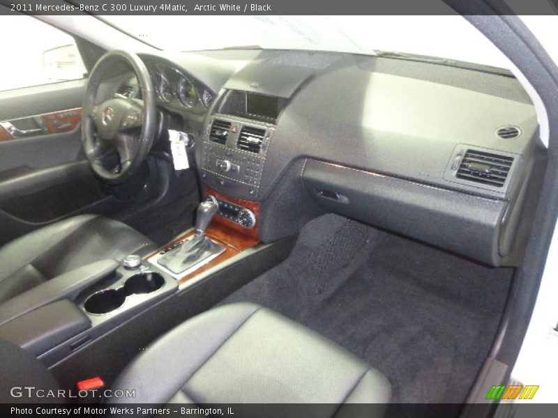 Arctic White / Black 2011 Mercedes-Benz C 300 Luxury 4Matic
