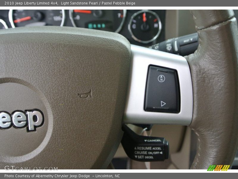 Light Sandstone Pearl / Pastel Pebble Beige 2010 Jeep Liberty Limited 4x4