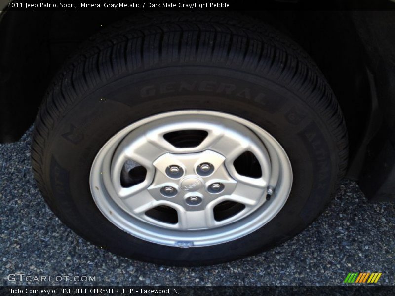 Mineral Gray Metallic / Dark Slate Gray/Light Pebble 2011 Jeep Patriot Sport