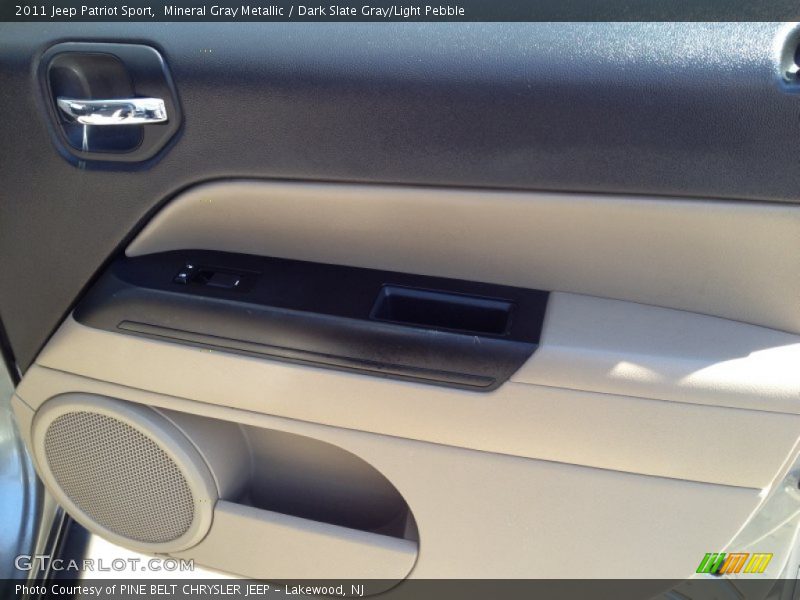 Mineral Gray Metallic / Dark Slate Gray/Light Pebble 2011 Jeep Patriot Sport