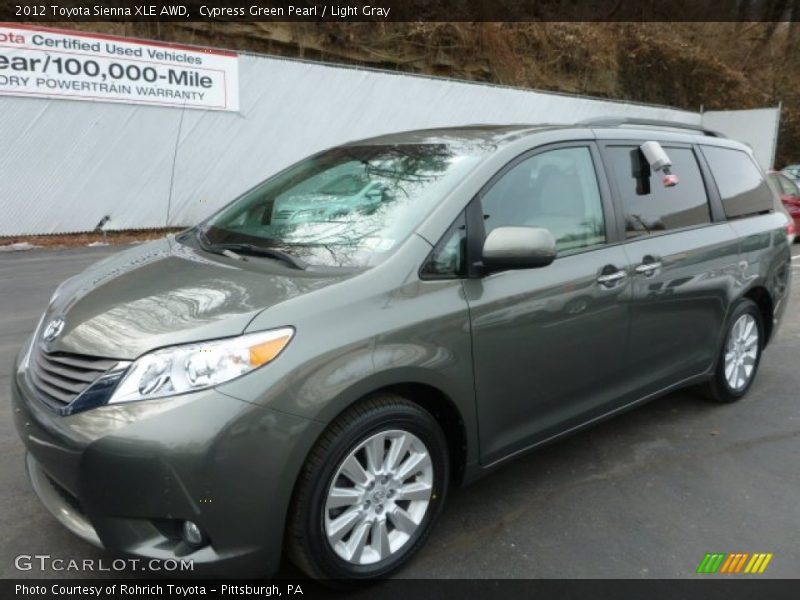 Cypress Green Pearl / Light Gray 2012 Toyota Sienna XLE AWD