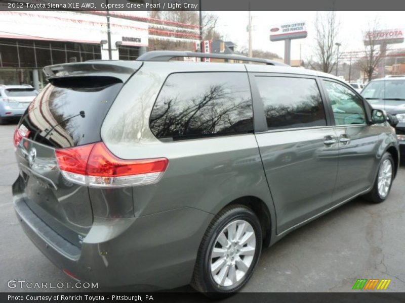 Cypress Green Pearl / Light Gray 2012 Toyota Sienna XLE AWD