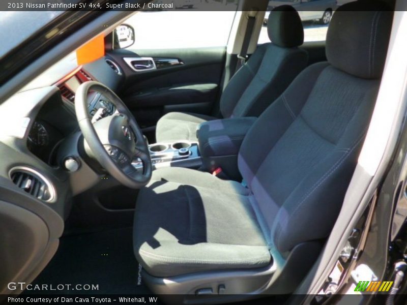 Super Black / Charcoal 2013 Nissan Pathfinder SV 4x4