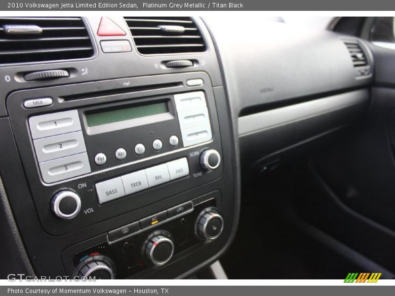 Platinum Grey Metallic / Titan Black 2010 Volkswagen Jetta Limited Edition Sedan
