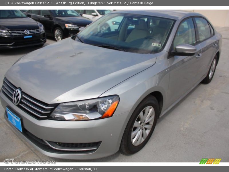 Tungsten Silver Metallic / Cornsilk Beige 2014 Volkswagen Passat 2.5L Wolfsburg Edition