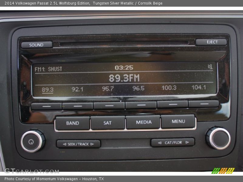 Tungsten Silver Metallic / Cornsilk Beige 2014 Volkswagen Passat 2.5L Wolfsburg Edition