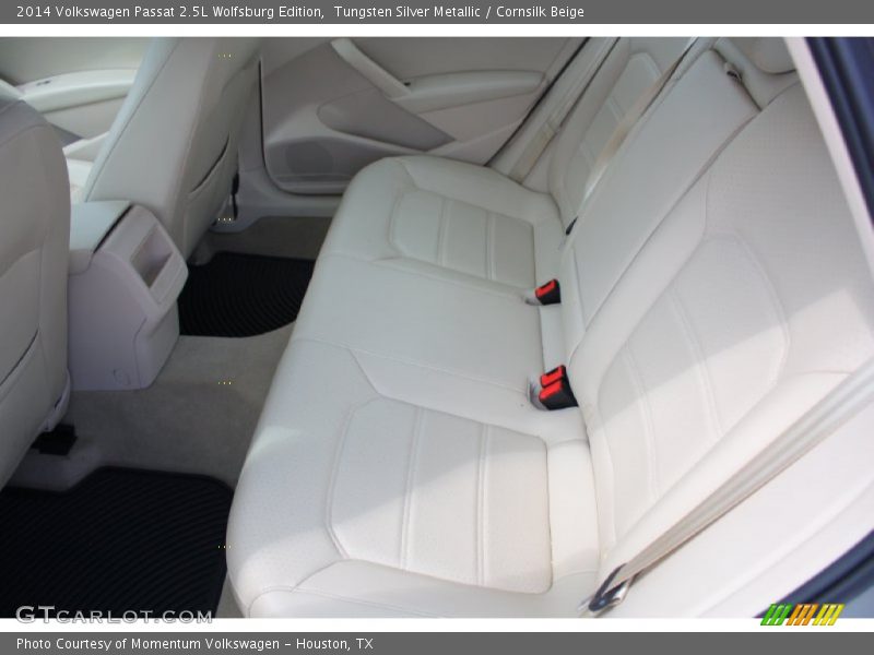 Tungsten Silver Metallic / Cornsilk Beige 2014 Volkswagen Passat 2.5L Wolfsburg Edition