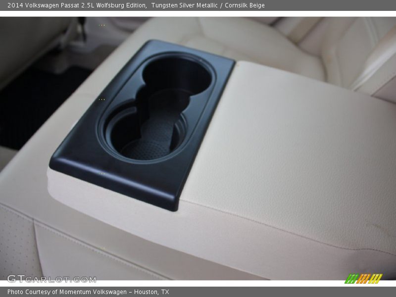 Tungsten Silver Metallic / Cornsilk Beige 2014 Volkswagen Passat 2.5L Wolfsburg Edition