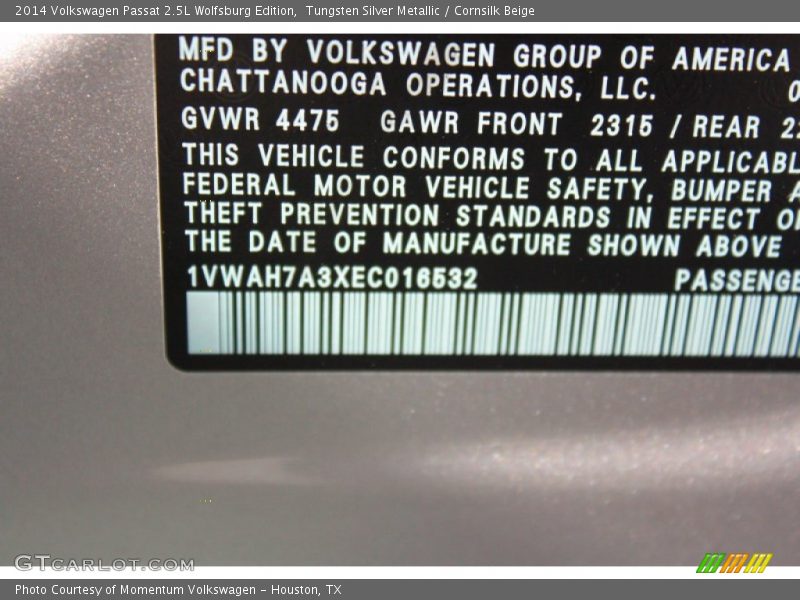 Tungsten Silver Metallic / Cornsilk Beige 2014 Volkswagen Passat 2.5L Wolfsburg Edition