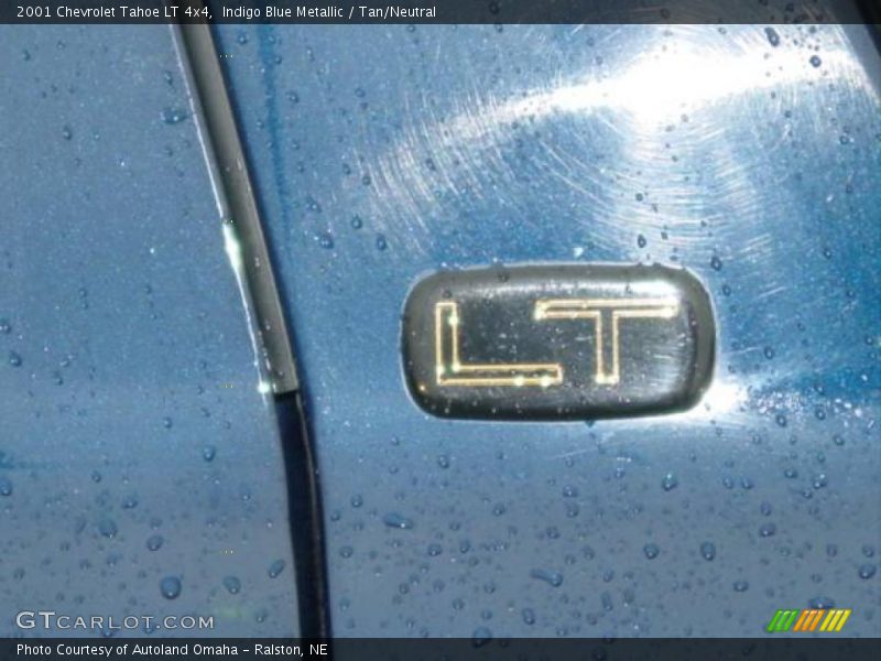 Indigo Blue Metallic / Tan/Neutral 2001 Chevrolet Tahoe LT 4x4